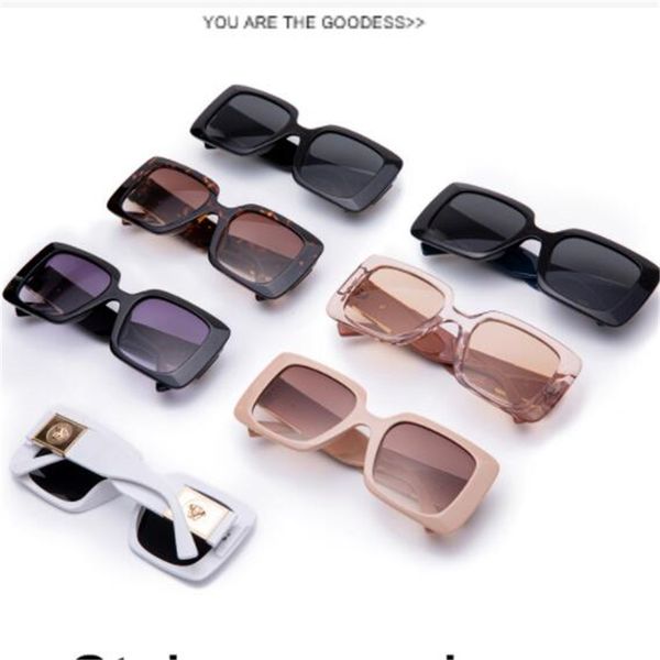 woman with black square glasses fashion head sunglasses big frame outdoor leisure sunshade mirror wholesale, White;black
woman with black square glasses fashion head sunglasses big frame outdoor leisure sunshade mirror wholesale, White;black