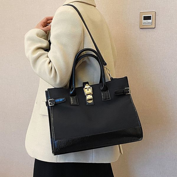 new designer bags nvjue autumn winter crocodile pattern handbag 2022 large women's capacity tote shoulder
new designer bags nvjue autumn winter crocodile pattern handbag 2022 large women's capacity tote shoulder