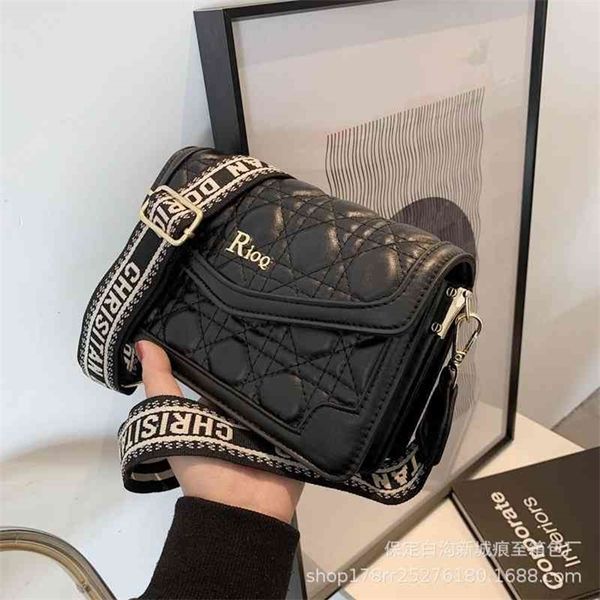 68% off women's summer new wide shoulder belt ling lattice small square bag trend fashion single shoulder messenger bag
68% off women's summer new wide shoulder belt ling lattice small square bag trend fashion single shoulder messenger bag