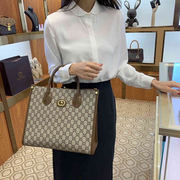 french women's bag 2022 new spring versatile leather messenger bag large bucket tote handbag purses_tz5p
french women's bag 2022 new spring versatile leather messenger bag large bucket tote handbag purses_tz5p