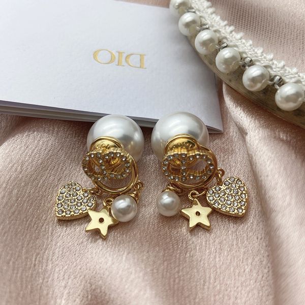 d home dijia new pearl earrings of diamond letters fashion small fragrance high version 925 sier needle, Golden
d home dijia new pearl earrings of diamond letters fashion small fragrance high version 925 sier needle, Golden