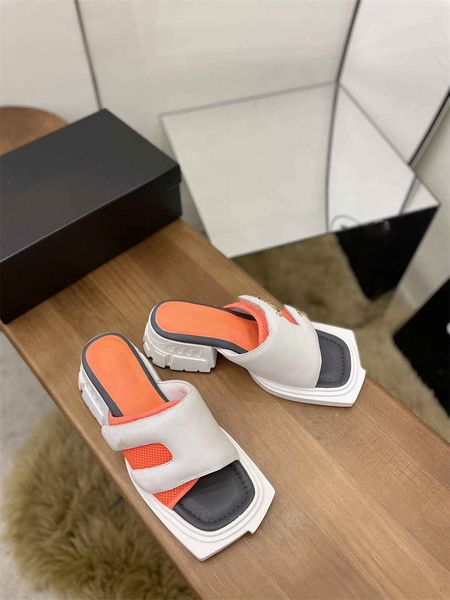 elling famous brand c slippers metal letters slipper designer summer beach shoes chunky heel sandals classic luxury flip flop summer outdoor, Black
elling famous brand c slippers metal letters slipper designer summer beach shoes chunky heel sandals classic luxury flip flop summer outdoor, Black