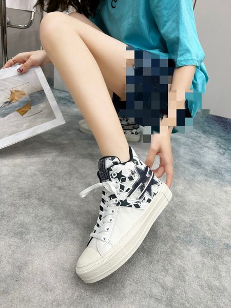 paris clear sole casual shoes fluo red neon green rainbow pink black beige yellow navy mens women platform sneakers 1203
paris clear sole casual shoes fluo red neon green rainbow pink black beige yellow navy mens women platform sneakers 1203