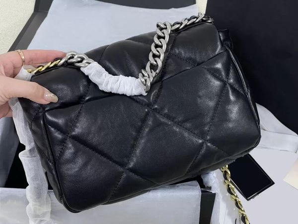 2022ssw womens 19 classic flap lambskin bags aged silver gold two-tone chain crossbody shoulder largege capacity outdoor saoche designer vin
2022ssw womens 19 classic flap lambskin bags aged silver gold two-tone chain crossbody shoulder largege capacity outdoor saoche designer vin