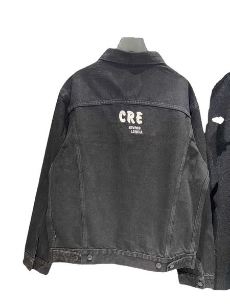 men's jackets correct version 21fw autumn and winter style with embroidered letters on the front and crew letters on the back, Black;brown
men's jackets correct version 21fw autumn and winter style with embroidered letters on the front and crew letters on the back, Black;brown
