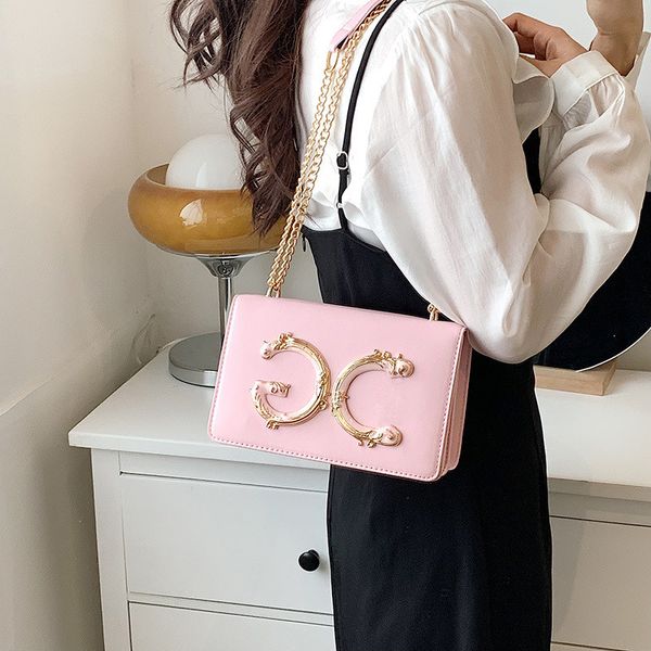 new fashion designer letter bags highest quality women's chain single shoulder color small bag messenger handbag wholesale
new fashion designer letter bags highest quality women's chain single shoulder color small bag messenger handbag wholesale