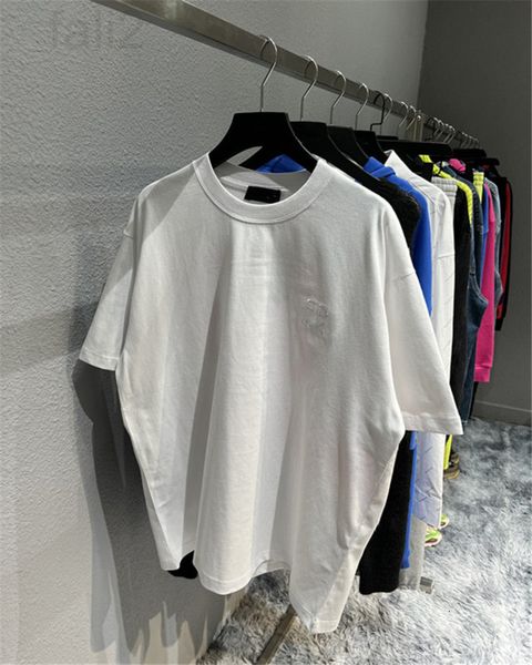 men's t-shirts designer high version 22ss early spring new front embroidered letter printing couple's back bb luminous graffiti sh, White;black
men's t-shirts designer high version 22ss early spring new front embroidered letter printing couple's back bb luminous graffiti sh, White;black