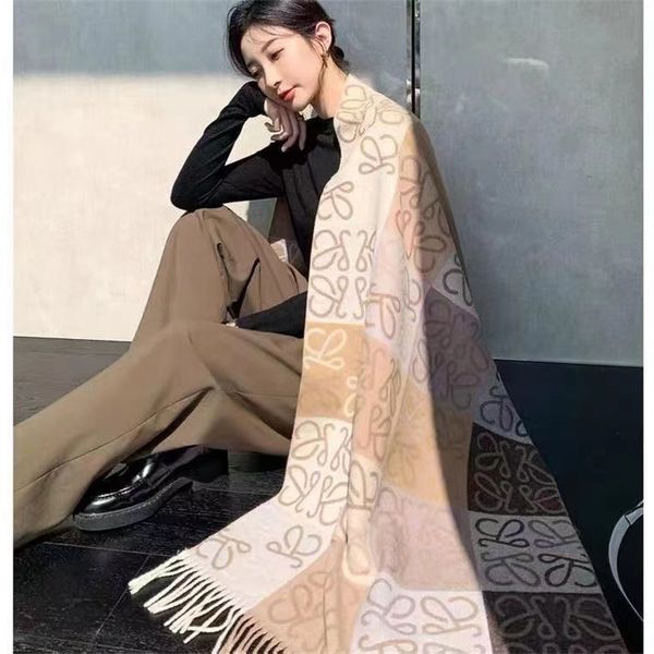 60% off 2022 autumn and winter new scarves autumn classic old flower checkerboard imitation cashmere tassel scarf shawl soft warm scarf, Blue;gray
60% off 2022 autumn and winter new scarves autumn classic old flower checkerboard imitation cashmere tassel scarf shawl soft warm scarf, Blue;gray