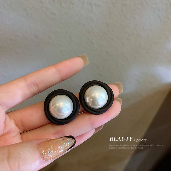 925 silver needle geometric acrylic button pearl earrings korean ins minority simple stud earrings retro graceful eardrop, Golden
925 silver needle geometric acrylic button pearl earrings korean ins minority simple stud earrings retro graceful eardrop, Golden