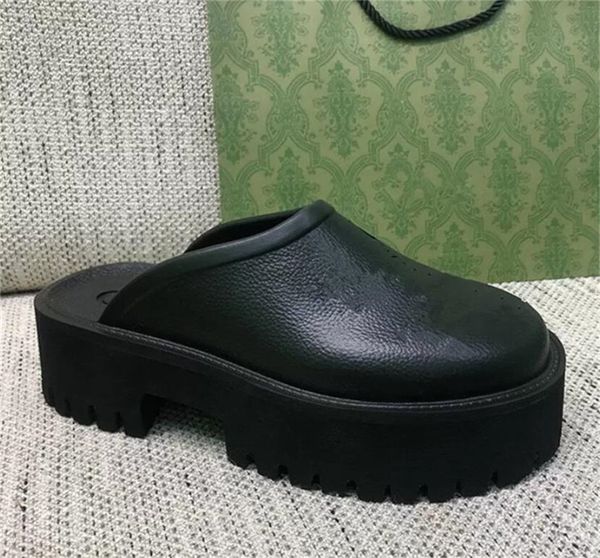 new brand perforated slippers men women platform designer sandals wedge rubber cut-out slide transparent materials fashionable beach flats s, Black
new brand perforated slippers men women platform designer sandals wedge rubber cut-out slide transparent materials fashionable beach flats s, Black