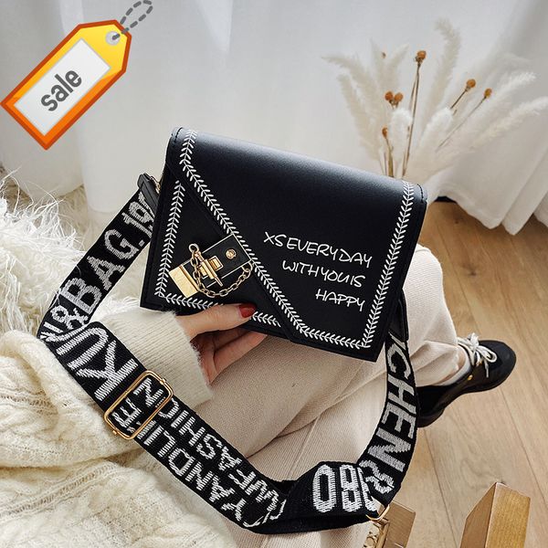 new popular wide shoulder women's trendy bagwomen's vintage fashion versatile factory outlet
new popular wide shoulder women's trendy bagwomen's vintage fashion versatile factory outlet
