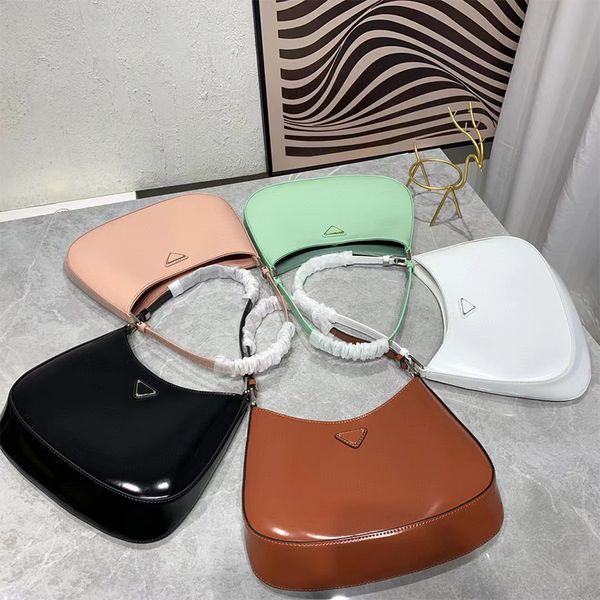 hobo bag designer prads underarm bag ladies luxury wandering bags cowhide shiny smooth small triangle accessories letter decoration light an
hobo bag designer prads underarm bag ladies luxury wandering bags cowhide shiny smooth small triangle accessories letter decoration light an