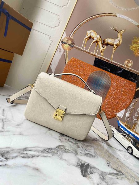 designer fashion handbags ladies shoulder bags classic messenger bag luxury messenger presbyopia handbag wallet ladie casual m41488 m40780 m
designer fashion handbags ladies shoulder bags classic messenger bag luxury messenger presbyopia handbag wallet ladie casual m41488 m40780 m