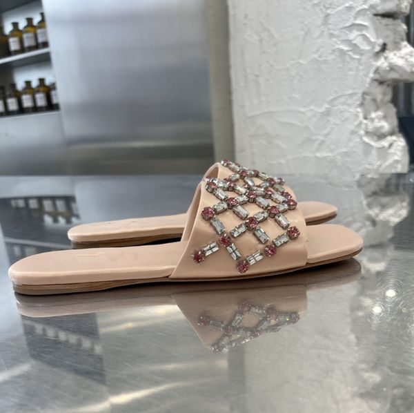 2021 spring summer designer new genuine leather flat sandal leak shoes half drag high flat heel two styles for ladies, Black
2021 spring summer designer new genuine leather flat sandal leak shoes half drag high flat heel two styles for ladies, Black