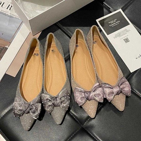 bow slippers pointed men women bean shoes soft soled shoes new shallow mouth versatile casual korean single shoe women 35-40, Black
bow slippers pointed men women bean shoes soft soled shoes new shallow mouth versatile casual korean single shoe women 35-40, Black