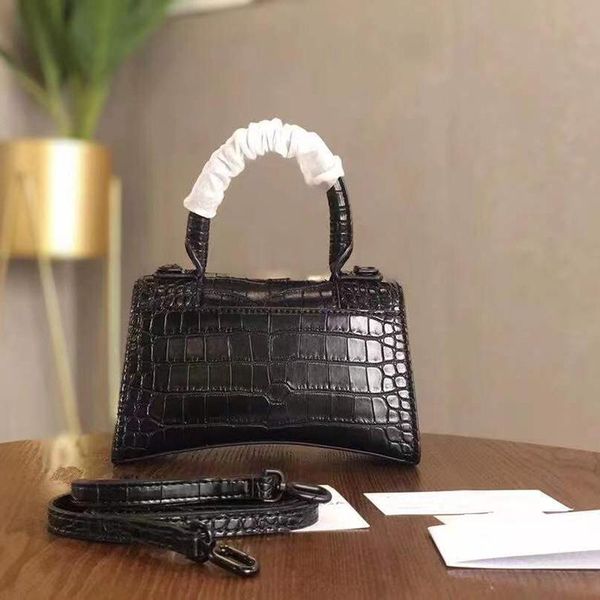 newset women shape alligator handbags flap chain shoulder bags handbag clutch messenger evening bag crossbody purse shopping tote
newset women shape alligator handbags flap chain shoulder bags handbag clutch messenger evening bag crossbody purse shopping tote