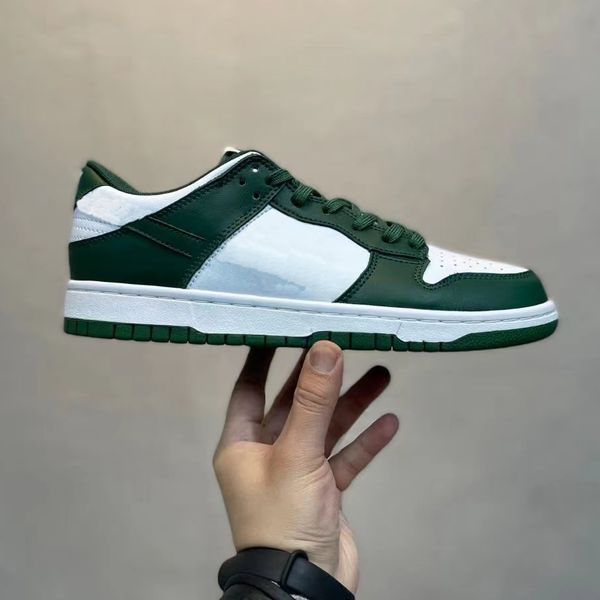 2022 men women designer running shoes sneakers shoess low pro qs luxury trainers neakers size 36-46
2022 men women designer running shoes sneakers shoess low pro qs luxury trainers neakers size 36-46