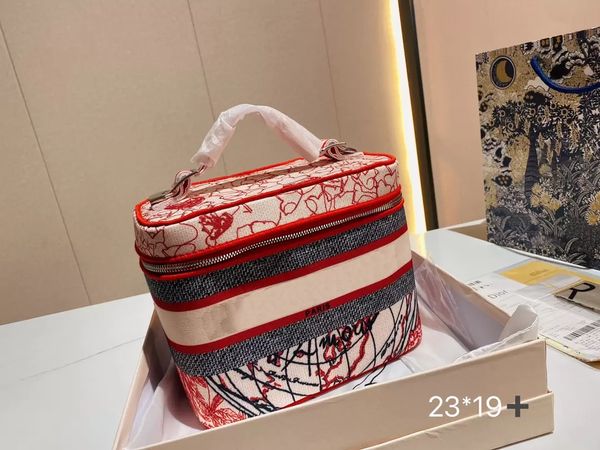 hand bag travel toiletry pouch protection designer handbag tote makeup clutch women leather cosmetic bags for woman special designers handba
hand bag travel toiletry pouch protection designer handbag tote makeup clutch women leather cosmetic bags for woman special designers handba