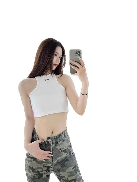 white knitted sleeveless neck -hanging sports vest female summer online celebrity bottoming shirt short joker .
white knitted sleeveless neck -hanging sports vest female summer online celebrity bottoming shirt short joker .