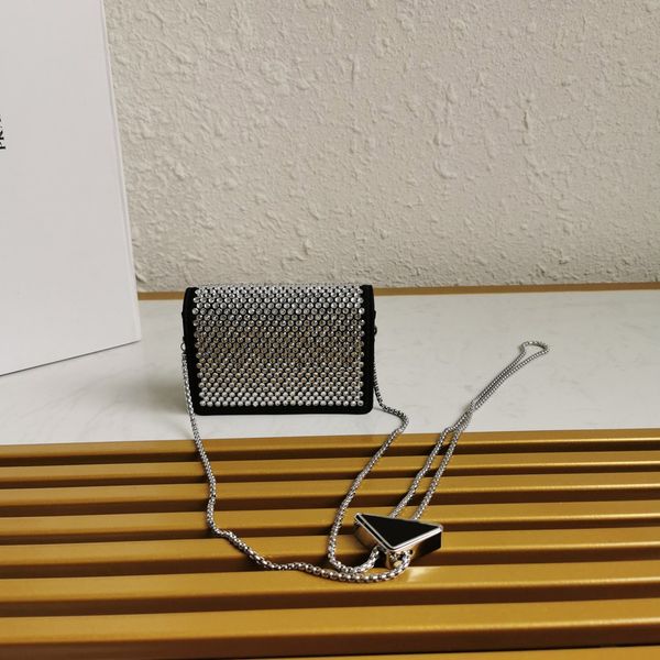 2021 new necklace crystal pouch 1mr024 duchesse bling black
2021 new necklace crystal pouch 1mr024 duchesse bling black