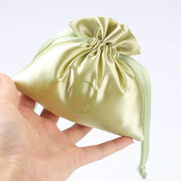 mini green silk stain gift bags 8x10cm 9x12cm 10x15cm 13x17cm 15x20cm 20x30cm party candy sack custom logo jewelry gift packaging bags, Pink;blue
mini green silk stain gift bags 8x10cm 9x12cm 10x15cm 13x17cm 15x20cm 20x30cm party candy sack custom logo jewelry gift packaging bags, Pink;blue