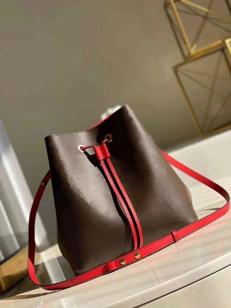 2023 women bags luxury genuine leather handbag brand designer handbag calf single shoulder diagonal handbags m44020 m44022
2023 women bags luxury genuine leather handbag brand designer handbag calf single shoulder diagonal handbags m44020 m44022
