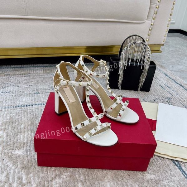 dress shoes sandals designer luxury gold single shoe women french style with skirt temperament thin heel pointed waterproof platform high he, Black
dress shoes sandals designer luxury gold single shoe women french style with skirt temperament thin heel pointed waterproof platform high he, Black