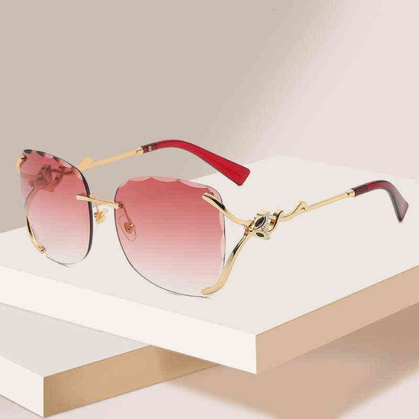 fashion personalized sunglass street trendy glass fashion frame sun glasses vintage high quality, White;black
fashion personalized sunglass street trendy glass fashion frame sun glasses vintage high quality, White;black