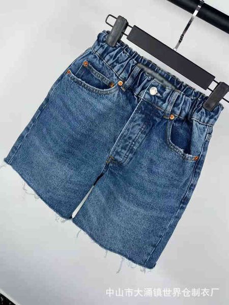 women's jeans aw king spring and summer straight tube washed blue pocket casual short high waist trend denim shorts women
women's jeans aw king spring and summer straight tube washed blue pocket casual short high waist trend denim shorts women