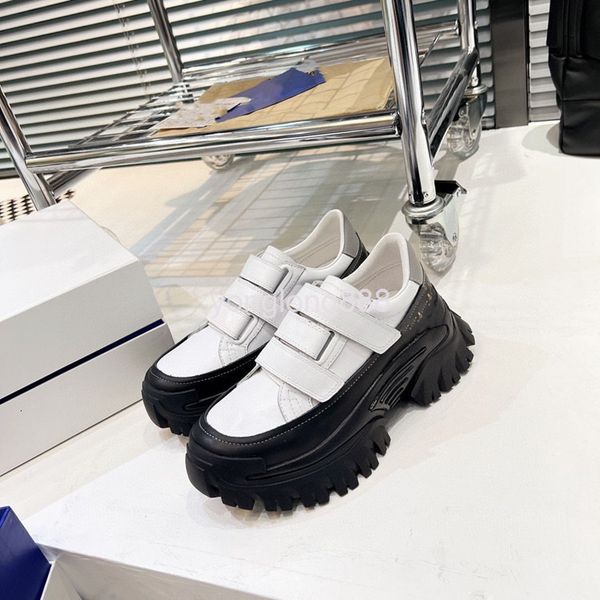 dress shoes high end quality niche design leather daddy shoes fashion casual sports women's trend, Black
dress shoes high end quality niche design leather daddy shoes fashion casual sports women's trend, Black