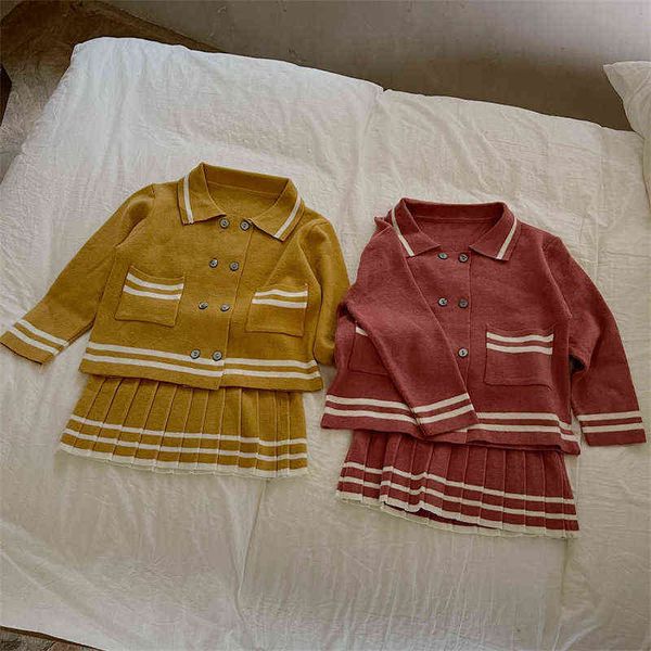 2022 baby girl soft loose cardigan and pleated skirts 2pcs sets aa220316, White
2022 baby girl soft loose cardigan and pleated skirts 2pcs sets aa220316, White