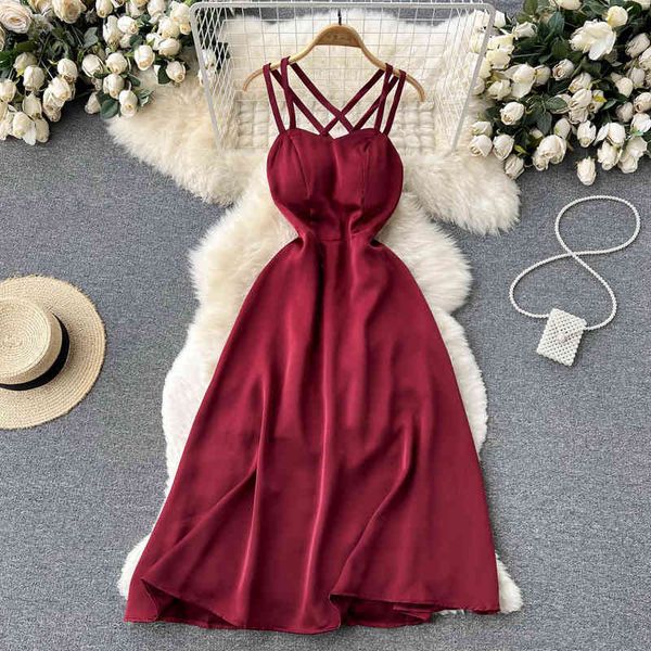 casual dresses 2022 summer suspender dress with open shoulder and closed waist shows thin hepburn style small black skirt ins over knee skir, Black;gray
casual dresses 2022 summer suspender dress with open shoulder and closed waist shows thin hepburn style small black skirt ins over knee skir, Black;gray