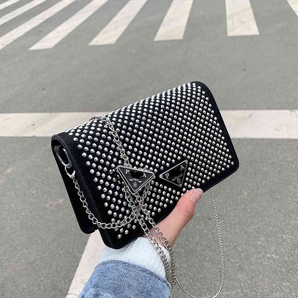 luxury accessories summer new family full diamond square fashion rivet small chain bag single messenger bag
luxury accessories summer new family full diamond square fashion rivet small chain bag single messenger bag