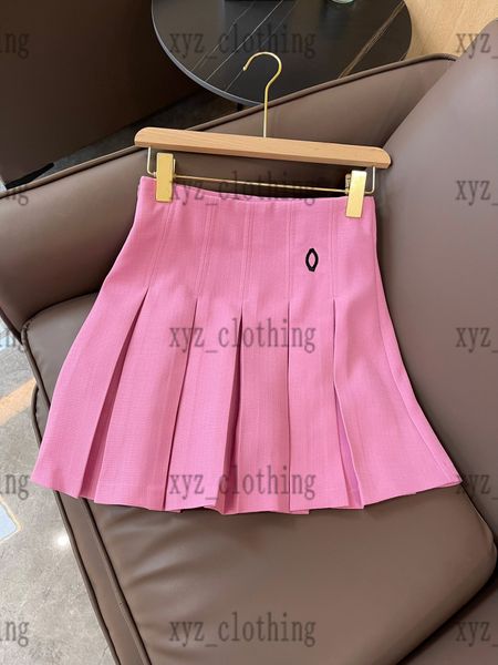 brand designer 2022ss summer dresses women 2 piece dress fashion t shirts contrast color bound short-sleeved skirt high-end ladies pleated s, White
brand designer 2022ss summer dresses women 2 piece dress fashion t shirts contrast color bound short-sleeved skirt high-end ladies pleated s, White
