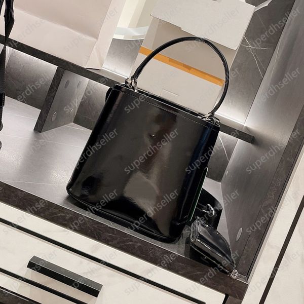 patent leather bucket bag totes shoulder bags designer crossbody handbag shiny leather wallet shopping pack coin purse clutch
patent leather bucket bag totes shoulder bags designer crossbody handbag shiny leather wallet shopping pack coin purse clutch