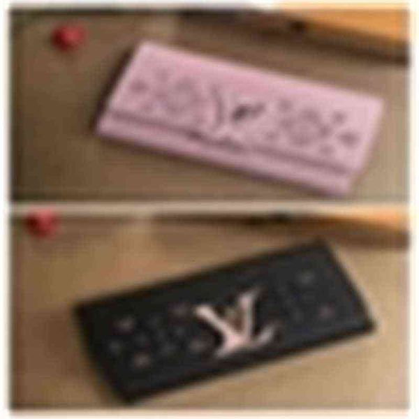 louiseity 1 viutonity luxury vertical m62556 women's zippy wallet voyage pochette pouches leather design brazza clutch news dxdha, Red;black
louiseity 1 viutonity luxury vertical m62556 women's zippy wallet voyage pochette pouches leather design brazza clutch news dxdha, Red;black
