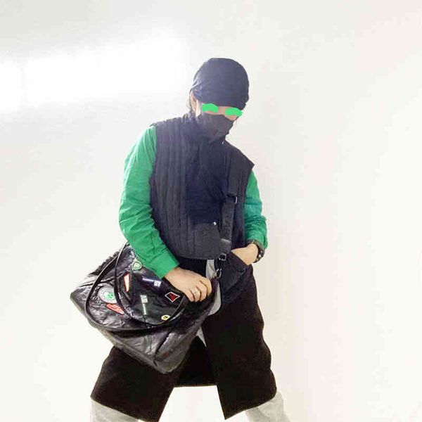 new tot one shoulder anticline 2022 back women's with large capacity and high appearance latest versatile
new tot one shoulder anticline 2022 back women's with large capacity and high appearance latest versatile