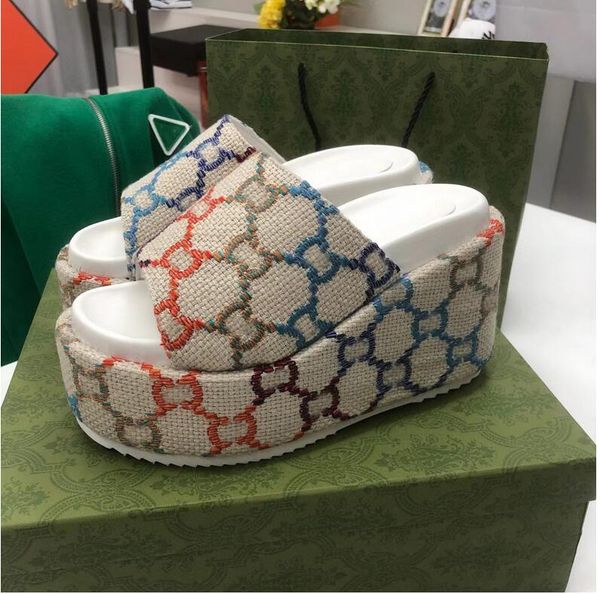 2022 fashion women's slippers designer pattern embroidery letter beach leisure flip flops women's thick soled non slip sandals 35-, Black
2022 fashion women's slippers designer pattern embroidery letter beach leisure flip flops women's thick soled non slip sandals 35-, Black