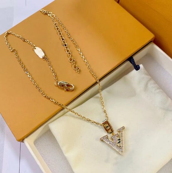 stud love charm bague homme fashion louiseity men woman diamond moissanite viutonity earrings engagement earring original packaging lvs, Golden;silver
stud love charm bague homme fashion louiseity men woman diamond moissanite viutonity earrings engagement earring original packaging lvs, Golden;silver