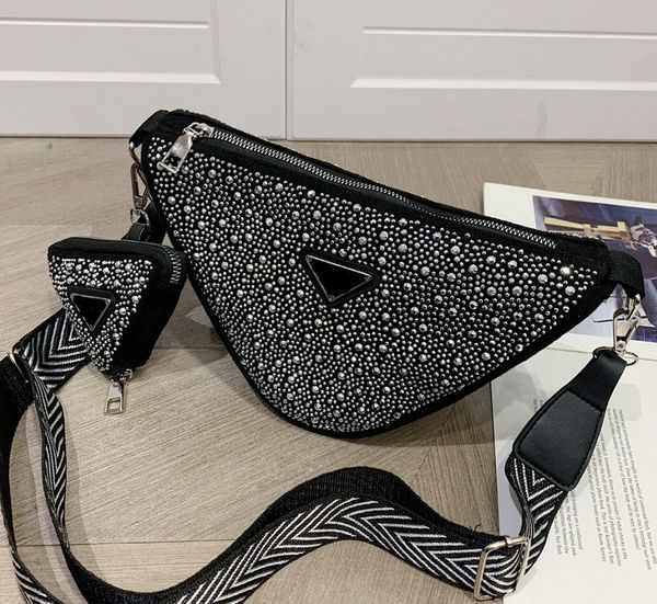 diamond underarm waist bag women ins fashion chest bags chains shoulder messenger pocket handbag cross body handbags clutch walletpack lady
diamond underarm waist bag women ins fashion chest bags chains shoulder messenger pocket handbag cross body handbags clutch walletpack lady