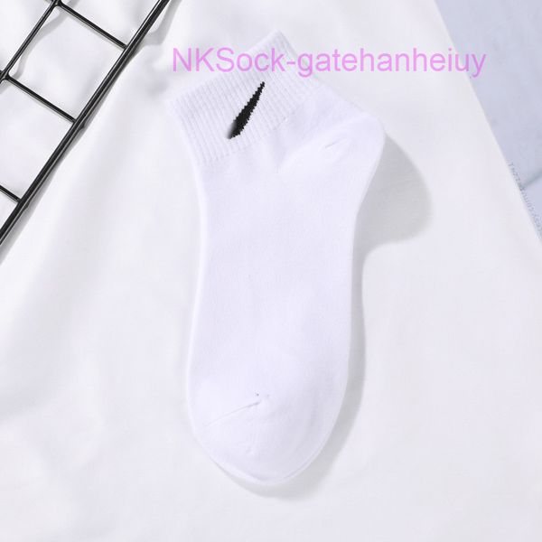 men's fashion classic socks hook brand designer women's leisure lovers' short tube sportsocks luxury women men breathable ver, Black
men's fashion classic socks hook brand designer women's leisure lovers' short tube sportsocks luxury women men breathable ver, Black