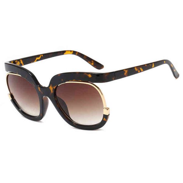 2022 super trend polarized sunglasses fashion urban men's and women's color changing hip-hop glasses betz, White;black
2022 super trend polarized sunglasses fashion urban men's and women's color changing hip-hop glasses betz, White;black