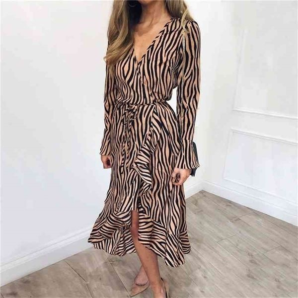 summer long dresses women zebra print beach chiffon dress casual long sleeve v neck ruffles elegant party dress vestidos 210401, Black;gray
summer long dresses women zebra print beach chiffon dress casual long sleeve v neck ruffles elegant party dress vestidos 210401, Black;gray