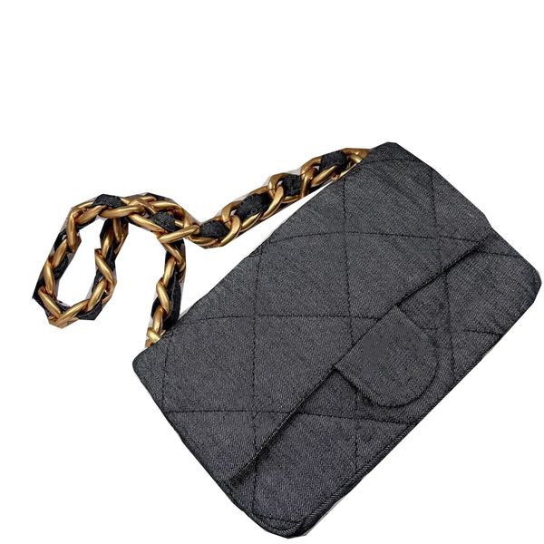 2022ss w france womens embossed denim thick chain bags gold metal hardware crossbody shoulder quilted cosmetic outdoor sacoche luxury design
2022ss w france womens embossed denim thick chain bags gold metal hardware crossbody shoulder quilted cosmetic outdoor sacoche luxury design