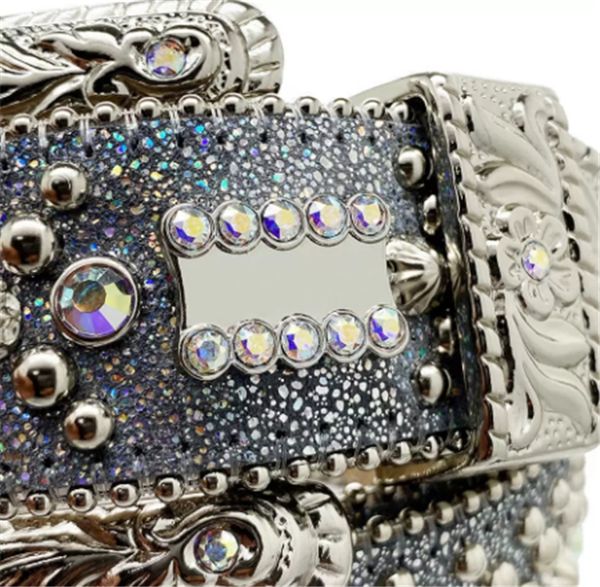 2021 designer simon belts for men women shiny diamond belt on black fashion chastity silver black smooth, Black;brown
2021 designer simon belts for men women shiny diamond belt on black fashion chastity silver black smooth, Black;brown