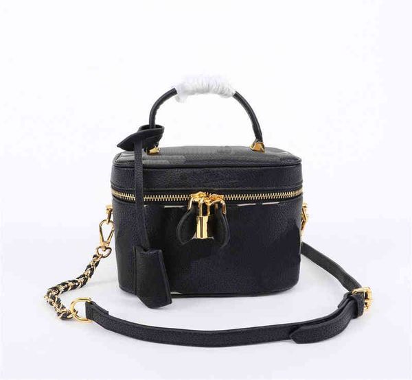 women cosmetic bag designer bags makeup ladies toiletry purses pattern brown flowers solid color leather fashion all-match small fresh daily
women cosmetic bag designer bags makeup ladies toiletry purses pattern brown flowers solid color leather fashion all-match small fresh daily