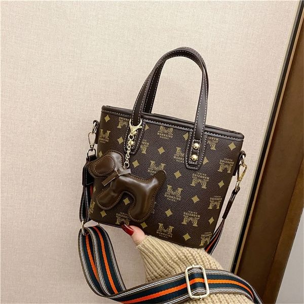 oblique straddle women's new fashion one small cabe basket portable hand 91xf design purses online
oblique straddle women's new fashion one small cabe basket portable hand 91xf design purses online