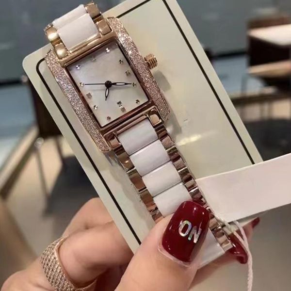 2022 new luxury ladies watch 26mm single product more precious imported quartz movement, with the most popular ceramic all-steel strap, Slivery;brown
2022 new luxury ladies watch 26mm single product more precious imported quartz movement, with the most popular ceramic all-steel strap, Slivery;brown