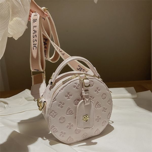 design luxury fashion bags female spring trend net red single messenger portable round cake
design luxury fashion bags female spring trend net red single messenger portable round cake