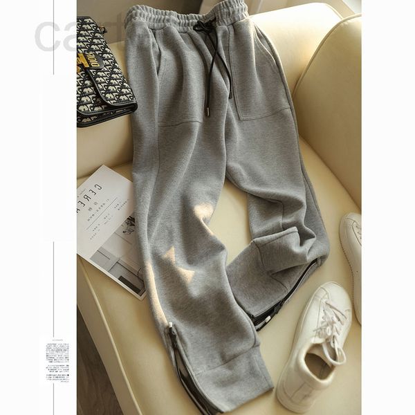 women's jeans designer in the autumn of 2021, new style is highly praised, and leisure opens foot opening zipper cotton sports guard pa, Blue
women's jeans designer in the autumn of 2021, new style is highly praised, and leisure opens foot opening zipper cotton sports guard pa, Blue